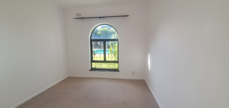 To Let 5 Bedroom Property for Rent in Constantia Western Cape